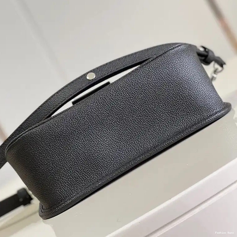 Fashion Reps Bag 2209HT0009 LV 0523